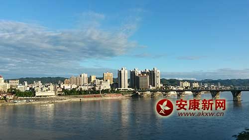 ����°���